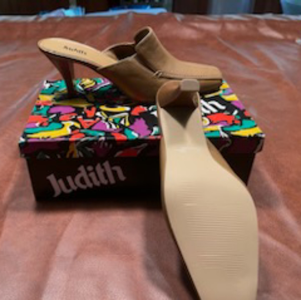 Shoes - Picture 2 of 2